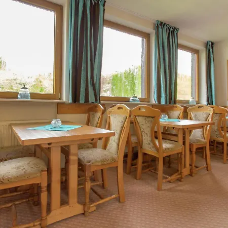 Amazing Holiday In H Fen With Garage Casa vacanze Monschau