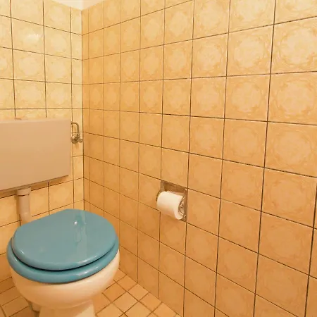 Casa vacanze Amazing Holiday In H Fen With Garage Monschau